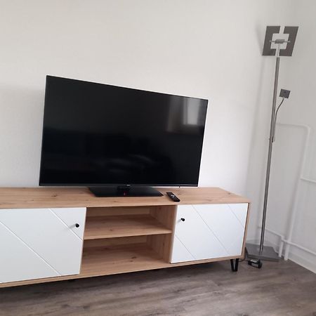 City Apartment Duisburg 1#Netflix &Wlan &Kingsize Bett &Kaffee Maschine & Central & 500M Innenhafen & 2 Min U Bahn 外观 照片