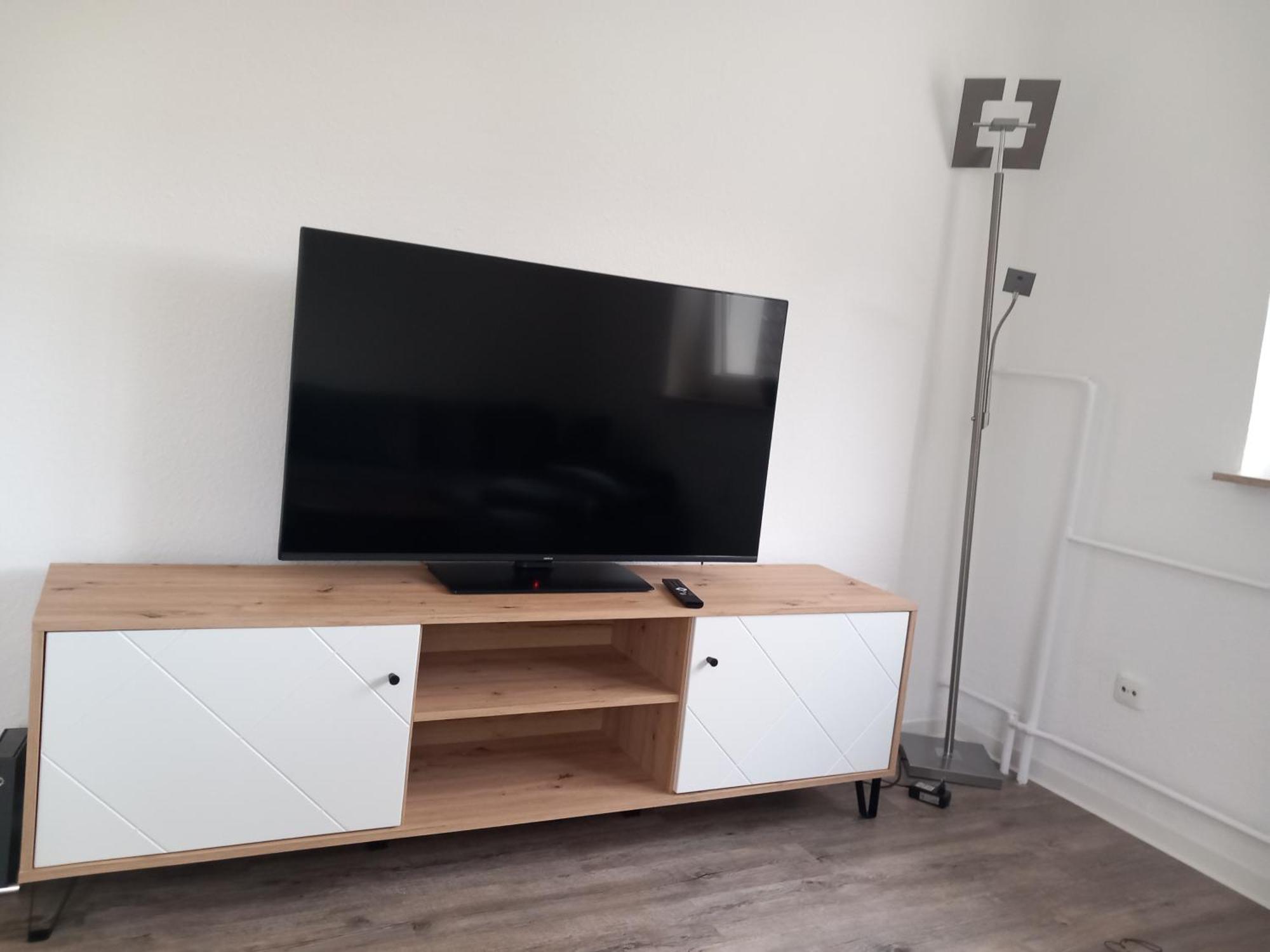 City Apartment Duisburg 1#Netflix &Wlan &Kingsize Bett &Kaffee Maschine & Central & 500M Innenhafen & 2 Min U Bahn 外观 照片