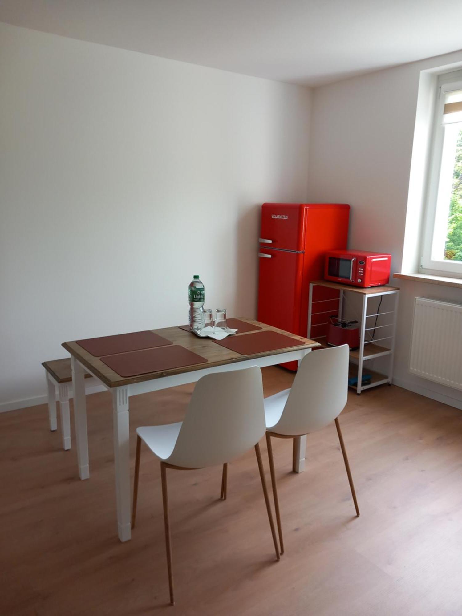 City Apartment Duisburg 1#Netflix &Wlan &Kingsize Bett &Kaffee Maschine & Central & 500M Innenhafen & 2 Min U Bahn 外观 照片