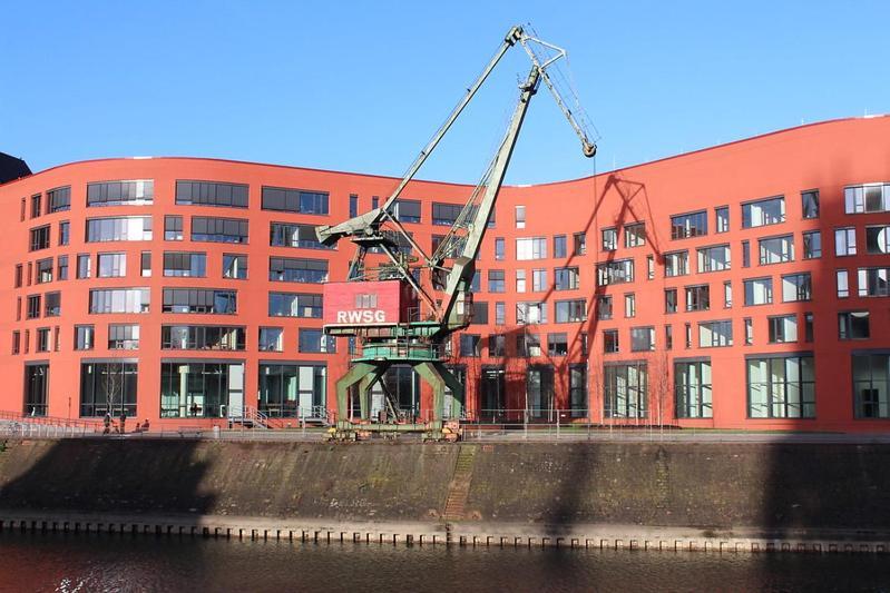 City Apartment Duisburg 1#Netflix &Wlan &Kingsize Bett &Kaffee Maschine & Central & 500M Innenhafen & 2 Min U Bahn 外观 照片